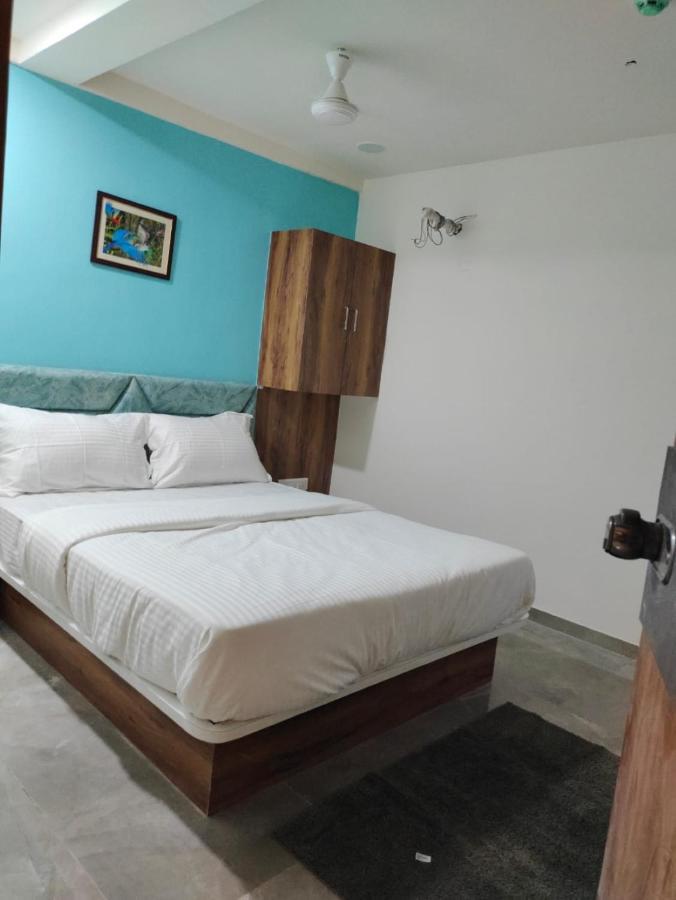 Hotel Lee Park 아흐메다바드 외부 사진